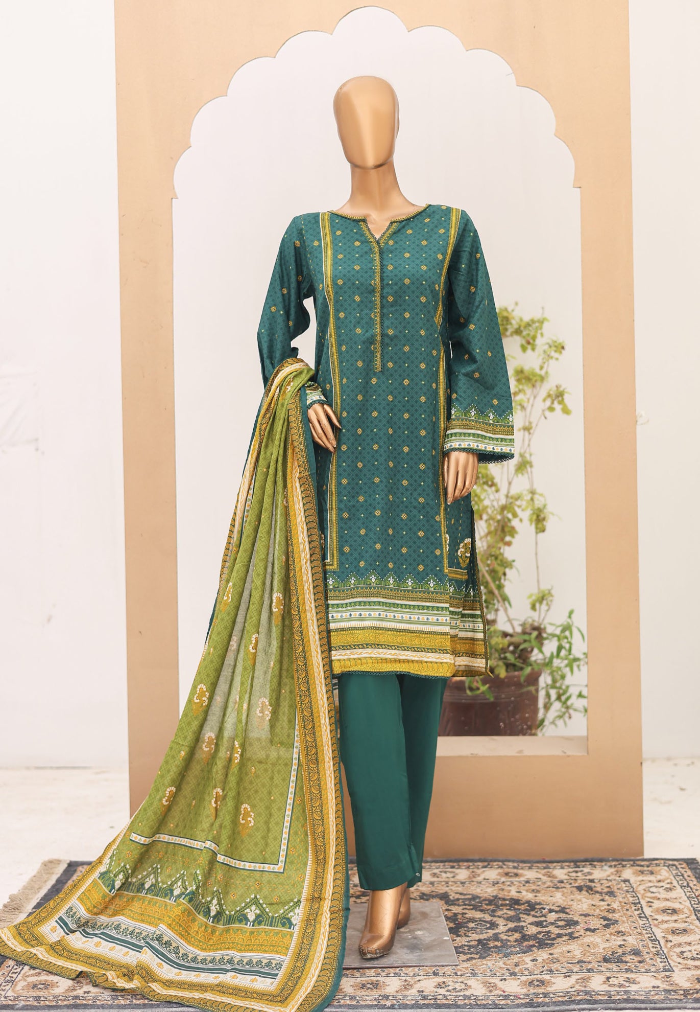 3 Piece Printed Lawn Suit-STPLS005