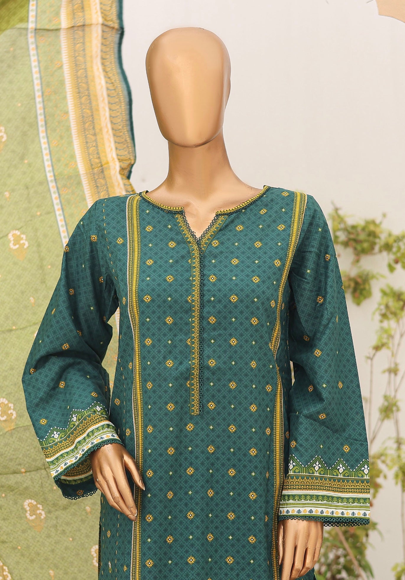 3 Piece Printed Lawn Suit-STPLS005